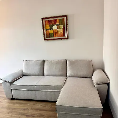 Family Seaside Apartment Vlore